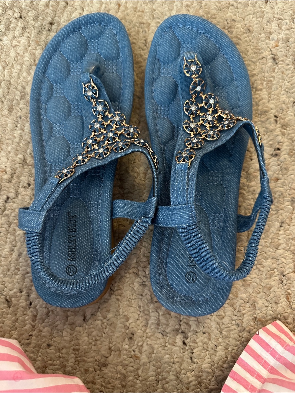Jean sandels so cute brand new 10